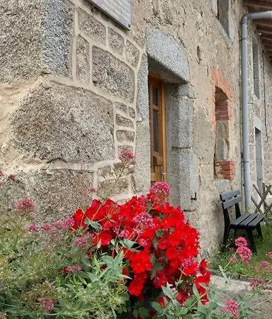 Casa de Férias Walden 4-6 Personnes La Chabanne